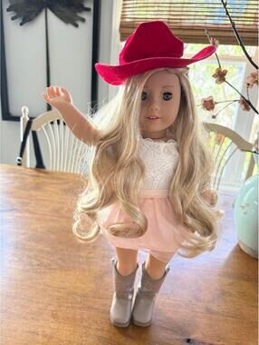 AMERICAN GIRL DOLL TENNEY GRANT  BLOND CURLY HAIR LIGHT BROWN EYES FRECKLES 18"